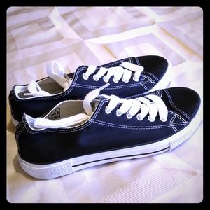 Canvas Shoes